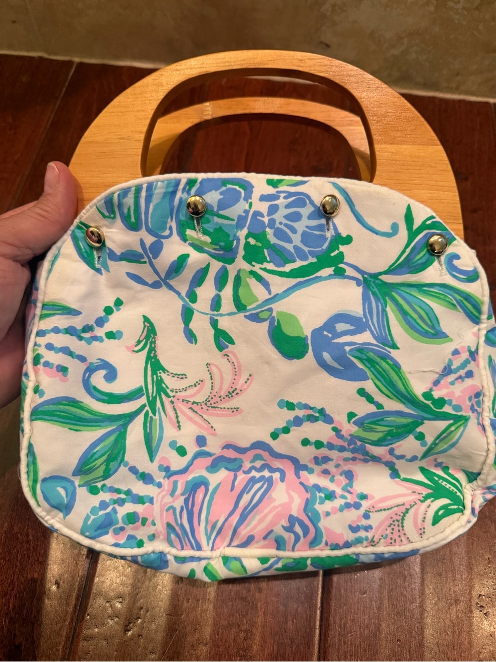 Lilly Pulitzer Bermuda Bag w/Wooden Handle Reversible Pink Green flowers/Striped - Picture 6 of 8